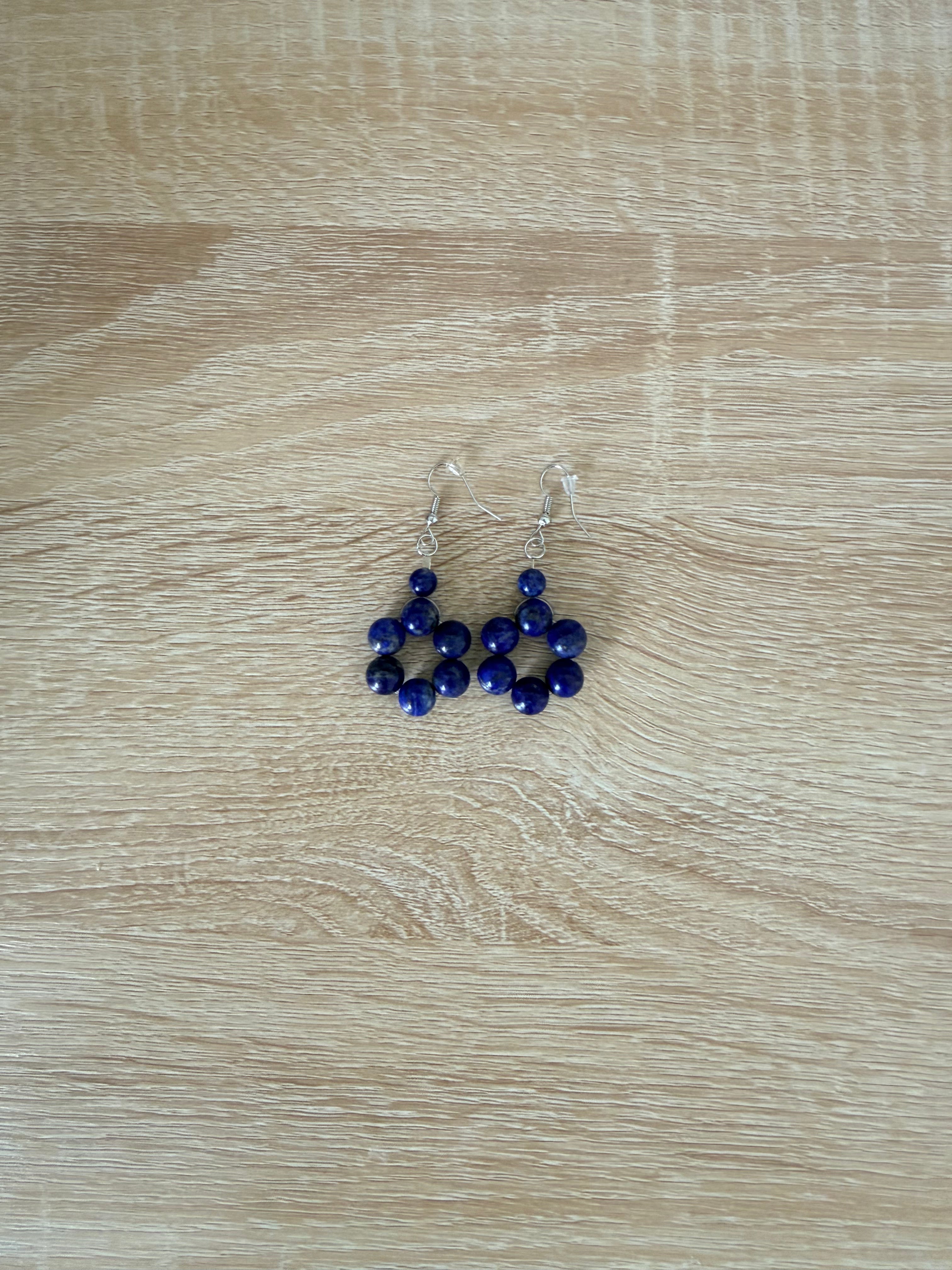 Ensemble avec pendentif intégré